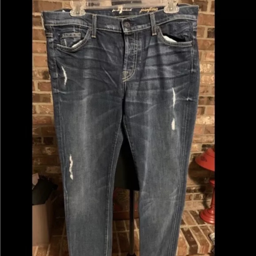 Seven for all Mankind Josephina Jeans Size 30 Dark Wash Tapered Leg Distressed